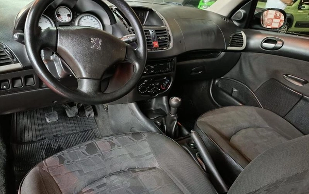 imagem-https://www.socarrao.com.br/sc-vehicle-images-prod/4095492/1790272067102-8478111_12_B_791834e44e.jpeg