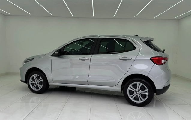imagem-https://www.socarrao.com.br/sc-vehicle-images-prod/4095611/1790272453736-vehicle_image_1790267786_1d5d128ab0729b7019d8450da626bf6e.jpeg