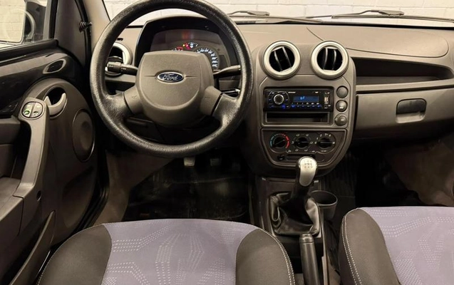 imagem-https://www.socarrao.com.br/sc-vehicle-images-prod/4095646/1790272512796-8386323_6_B_2f327ea197.jpeg