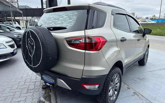 imagem-https://www.socarrao.com.br/sc-vehicle-images-prod/4095712/1790338375438-97f779237a27414c95f71b57bee80b4e_1790100444587.jpg