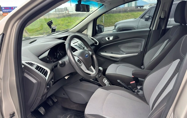 imagem-https://www.socarrao.com.br/sc-vehicle-images-prod/4095712/1790338375443-74848a0b7ccd484ebabed90a8b4c6bfb_1790100444661.jpg