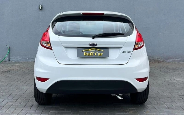 imagem-https://www.socarrao.com.br/sc-vehicle-images-prod/4095729/1790272692511-8447185_3_B_c8a943f811.jpeg