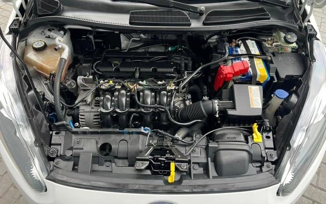 imagem-https://www.socarrao.com.br/sc-vehicle-images-prod/4095729/1790272692514-8447185_12_B_f6b8cff34c.jpeg