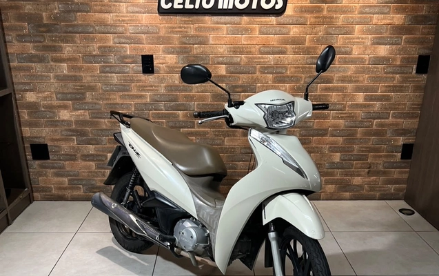 imagem-https://www.socarrao.com.br/sc-vehicle-images-prod/4095732/1790272968027-abc0079c8c5649758f35385303096826_1790272661995.jpg