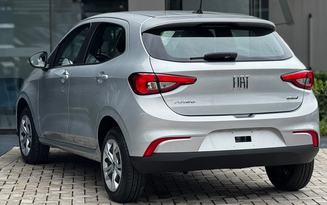 imagem-https://www.socarrao.com.br/sc-vehicle-images-prod/4095792/1790272870333-7_113259.jpg