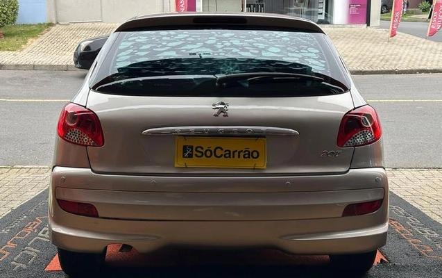 imagem-https://www.socarrao.com.br/sc-vehicle-images-prod/4096039/1790273411246-8473786_6_B_86956592f0.jpeg