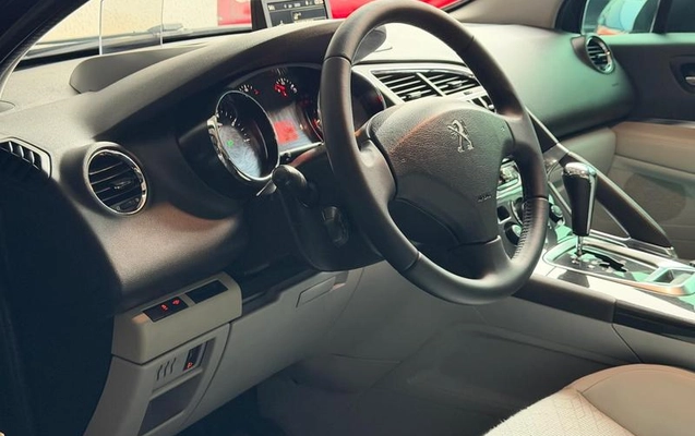 imagem-https://www.socarrao.com.br/sc-vehicle-images-prod/4096145/1790338610857-8510141_31_B_2c834c82f1.jpeg