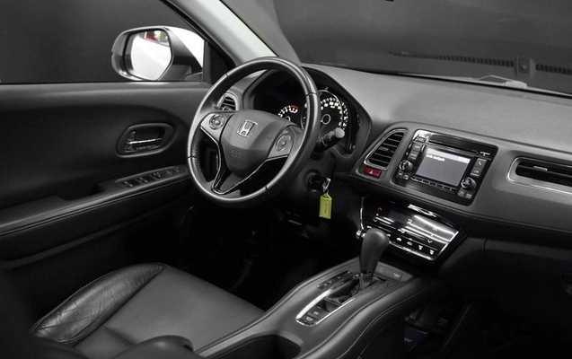 imagem-https://www.socarrao.com.br/sc-vehicle-images-prod/4096152/1790280593611-8492980_6_B_0d1a2b05f9.jpeg