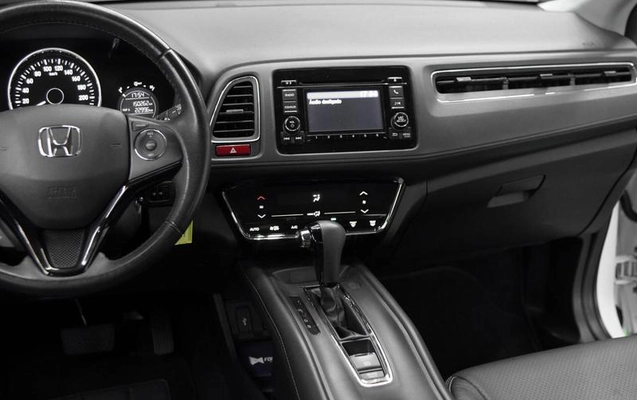 imagem-https://www.socarrao.com.br/sc-vehicle-images-prod/4096152/1790280593613-8492980_6_B_0dcfa41d33.jpeg
