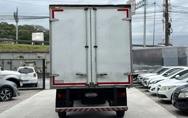 imagem-https://www.socarrao.com.br/sc-vehicle-images-prod/4096169/1790273731334-003_b2b126e9f6314058e1058a8c64e91be7.jpg