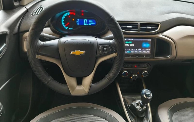 imagem-https://www.socarrao.com.br/sc-vehicle-images-prod/4096210/1790281886504-8425441_10_B_7c27795911.jpeg