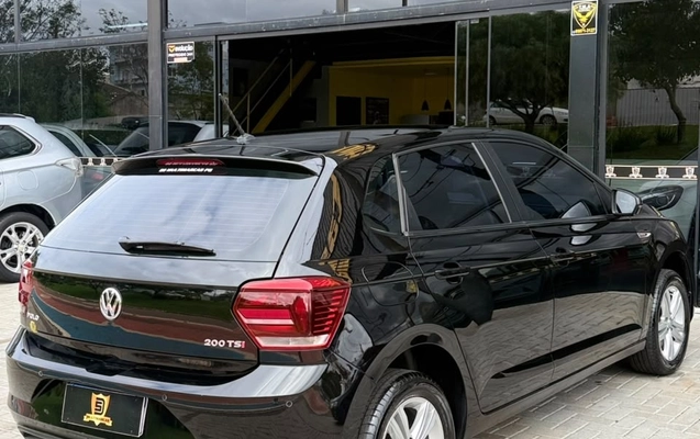 imagem-https://www.socarrao.com.br/sc-vehicle-images-prod/4096338/1790885475584-a5783b59-9c66-433b-852f-eb1dc6cd7573.jpg