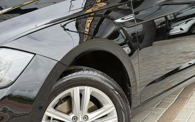 imagem-https://www.socarrao.com.br/sc-vehicle-images-prod/4096338/1790885475593-1e6362b1-b5d7-49e3-9183-025936dac758.jpg