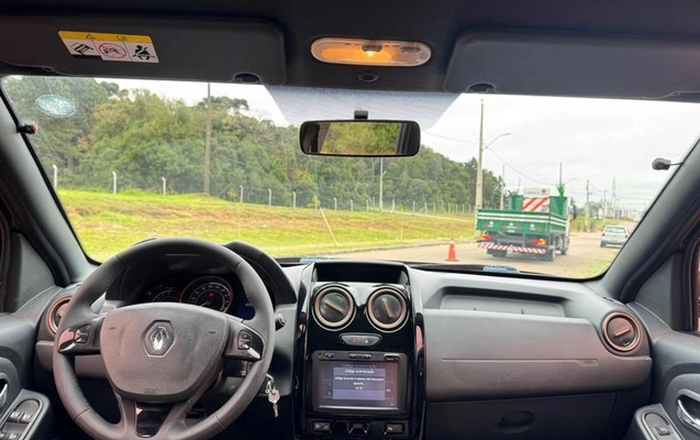 imagem-https://www.socarrao.com.br/sc-vehicle-images-prod/4096339/1790363796897-8498705_12_B_712b4e626f.jpeg