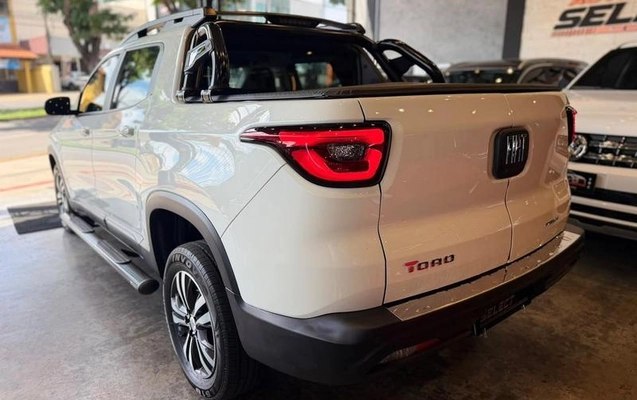 imagem-https://www.socarrao.com.br/sc-vehicle-images-prod/4096340/1790281365707-8510234_4_B_ec38907bc1.jpeg