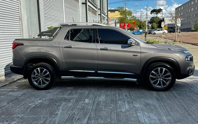 imagem-https://www.socarrao.com.br/sc-vehicle-images-prod/4096380/1790274375288-8433856_3_B_9176bec720.jpeg
