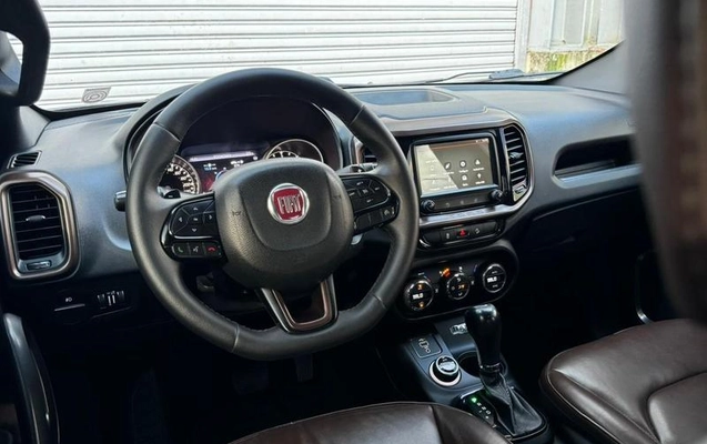 imagem-https://www.socarrao.com.br/sc-vehicle-images-prod/4096380/1790274375289-8433856_12_B_6757180c65.jpeg