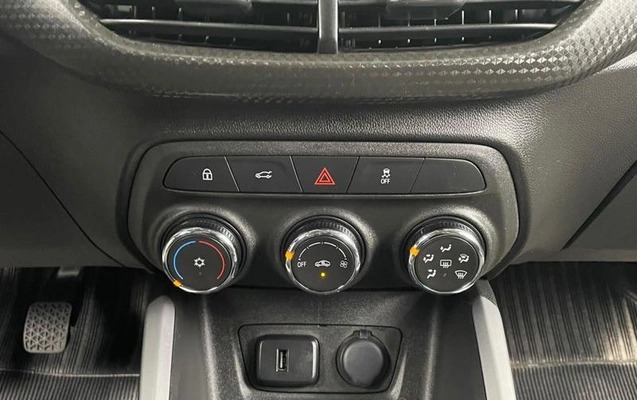 imagem-https://www.socarrao.com.br/sc-vehicle-images-prod/4096491/1790357117123-8510261_9_B_1f038fdc88.jpeg