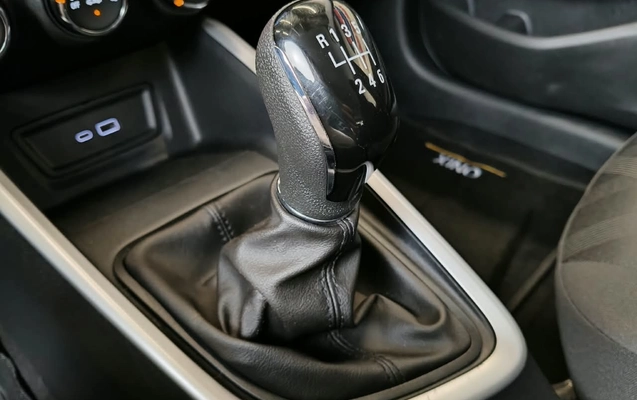 imagem-https://www.socarrao.com.br/sc-vehicle-images-prod/4096527/1790274686400-003_6961238c5b060bdcf35ef5342009127c.jpg