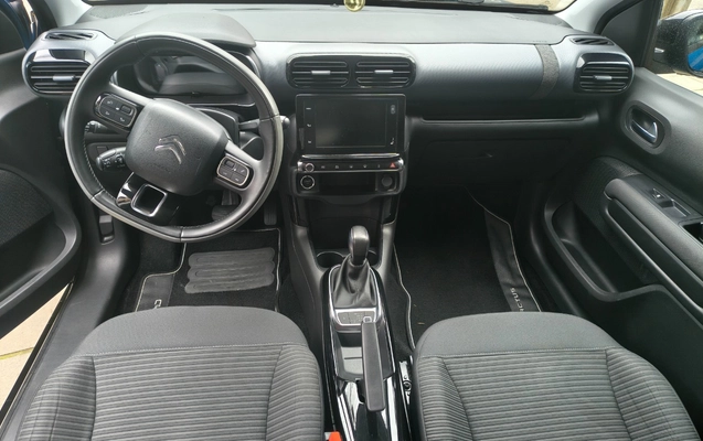 imagem-https://www.socarrao.com.br/sc-vehicle-images-prod/4096556/1790794412619-SU1HXzIwMjYwOTMwXzE1MTAzNzU2MV9IRFIuanBn.jpg