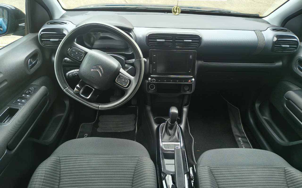 imagem-https://www.socarrao.com.br/sc-vehicle-images-prod/4096556/1790794412696-SU1HXzIwMjYwOTMwXzE1MTA0NDc2OV9IRFIuanBn.jpg