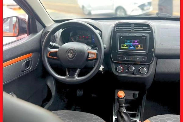 imagem-https://www.socarrao.com.br/sc-vehicle-images-prod/4096583/1790274923082-8444098_5_B_72c8a06175.jpg