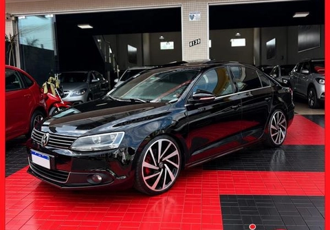 Volkswagen Jetta 2012 Preto — foto 1 de 3