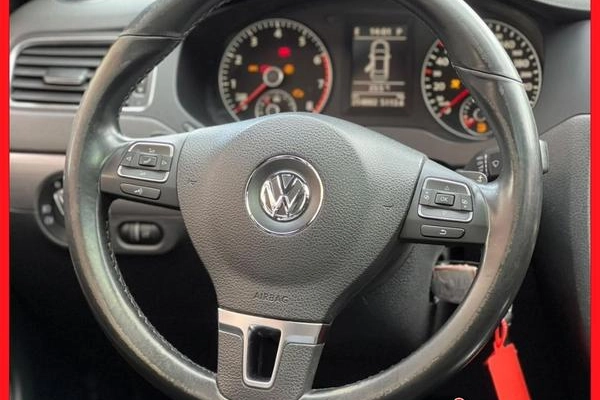 imagem-https://www.socarrao.com.br/sc-vehicle-images-prod/4096641/1790275109593-8451333_10_B_27027e265d.jpg