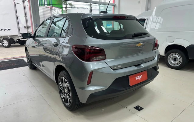 imagem-https://www.socarrao.com.br/sc-vehicle-images-prod/4096748/1790275338908-LmtqaC5qcGVn.jpeg
