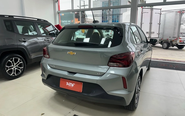 imagem-https://www.socarrao.com.br/sc-vehicle-images-prod/4096748/1790275339091-a3J5cy5qcGVn.jpeg