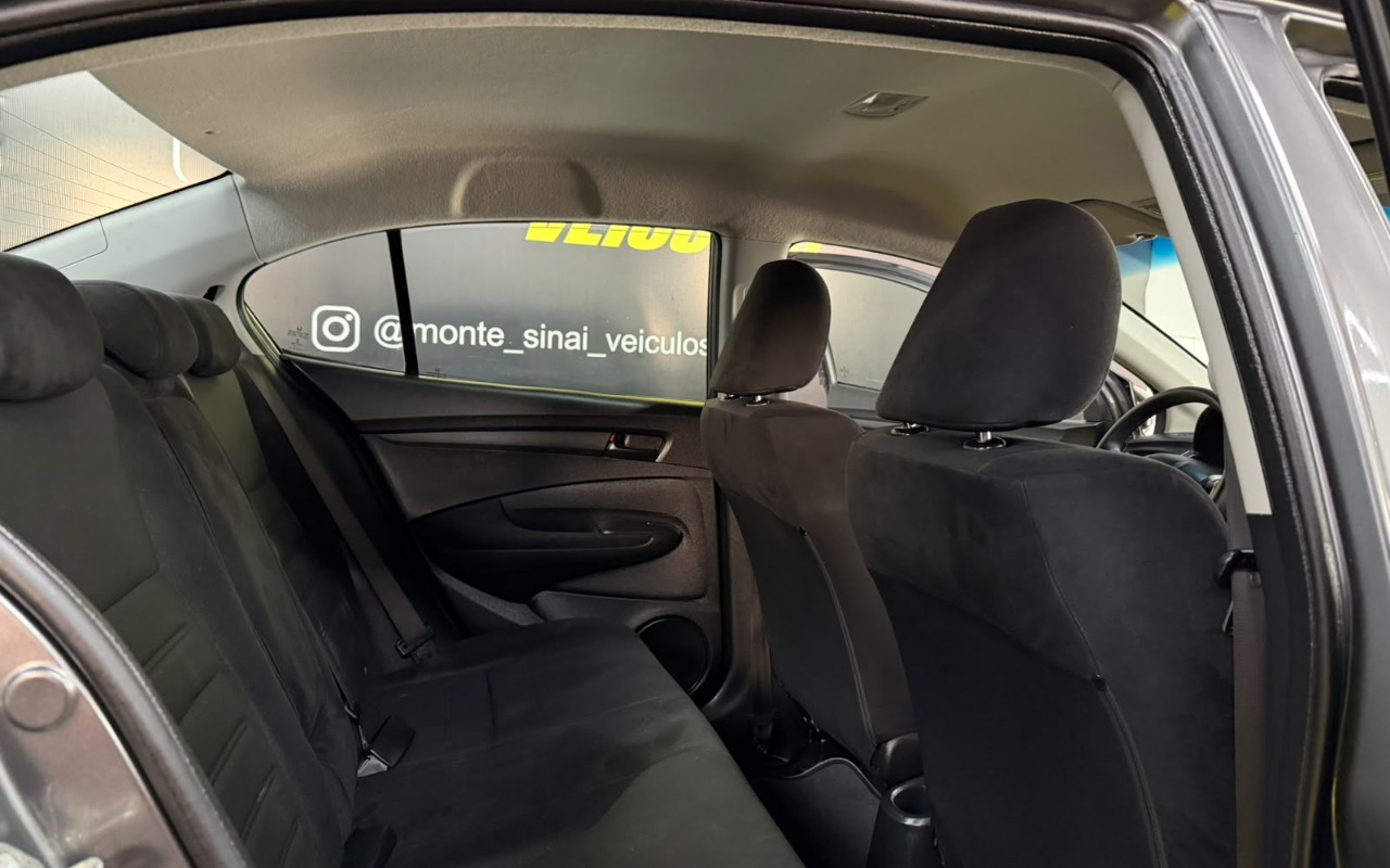 imagem-https://www.socarrao.com.br/sc-vehicle-images-prod/4096910/1790275565450-V2hhdHNBcHAgSW1hZ2UgMjAyNi0wOS0yNCBhdCAxNS4zOC4zNiAoMSkuanBlZw.jpeg