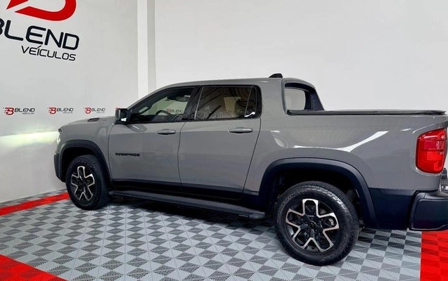 imagem-https://www.socarrao.com.br/sc-vehicle-images-prod/4096934/1790275810886-8510483_4_B_ceb4ecf9de.jpeg