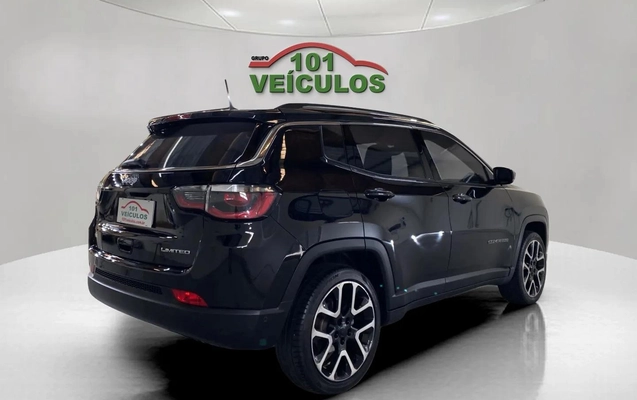 imagem-https://www.socarrao.com.br/sc-vehicle-images-prod/4097078/1790276139109-003_29afc68555e7a1e775bc54642583b968.jpg