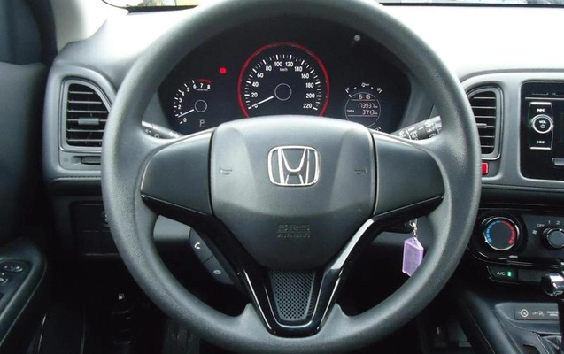 imagem-https://www.socarrao.com.br/sc-vehicle-images-prod/4097115/1790351088564-8502700_10_B_81b3e2e4ee.jpeg