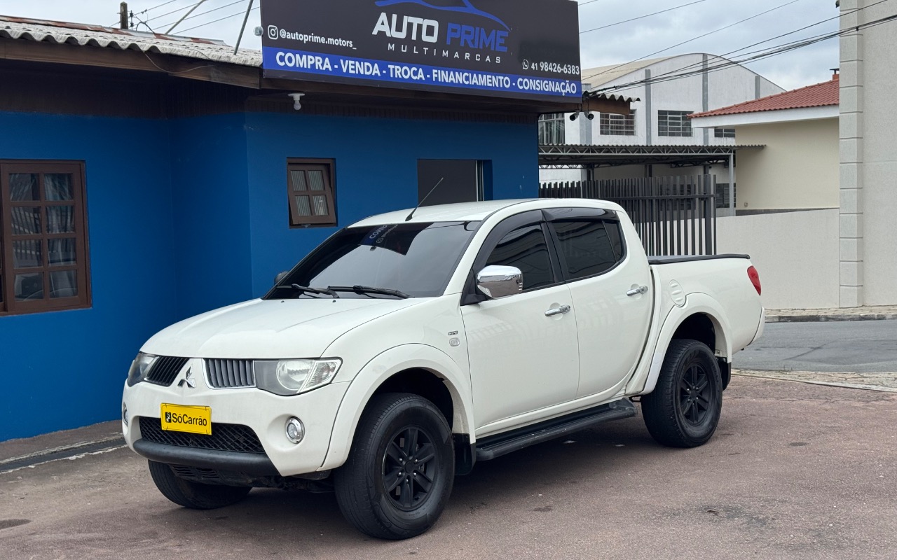 Mitsubishi L200 2010 Branco — foto 1 de 3