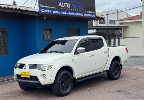 Mitsubishi L200 2010 Branco — foto 1 de 3