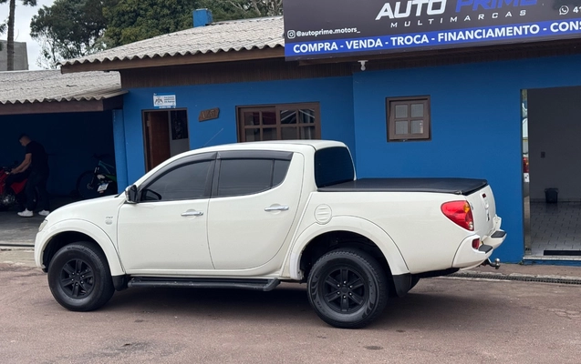 imagem-https://www.socarrao.com.br/sc-vehicle-images-prod/4097231/1790276422710-SU1HXzYyNjAuanBlZw.jpeg