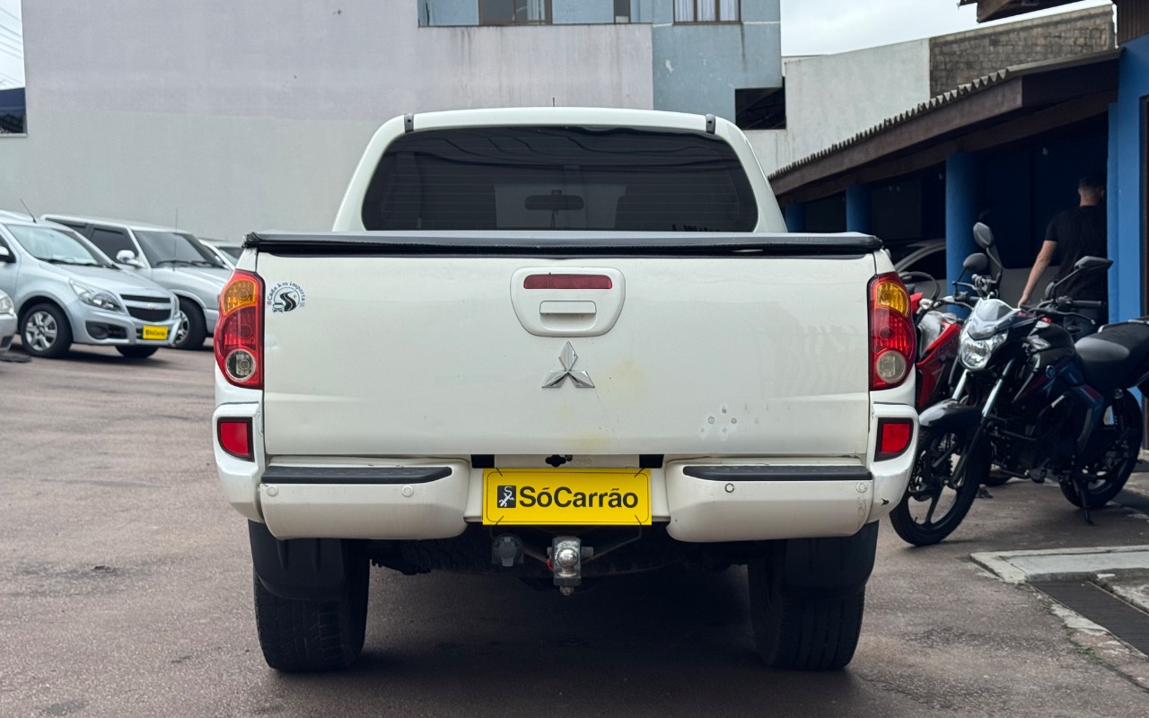 imagem-https://www.socarrao.com.br/sc-vehicle-images-prod/4097231/1790276423225-SU1HXzYyNjEuanBlZw.jpeg