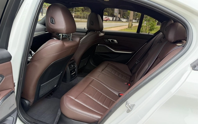 imagem-https://www.socarrao.com.br/sc-vehicle-images-prod/4097271/1790276557445-MzNjNDZjYTctZGY3Zi00YzdjLTgxZjktNDBmMTNmODBhMTEyLmpwZWc.jpeg