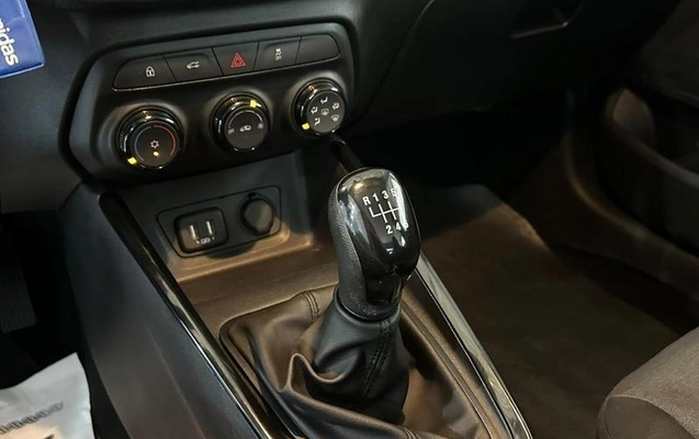 imagem-https://www.socarrao.com.br/sc-vehicle-images-prod/4097280/1790276689205-8501024_4_B_6eccdf80b1.jpeg