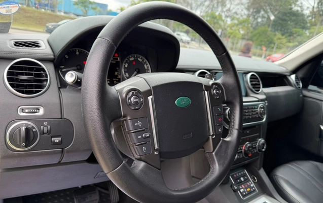 imagem-https://www.socarrao.com.br/sc-vehicle-images-prod/4097321/1790276872282-MzA1ODNhYmYtMDkwNy00ODZmLTlhZjMtMGFiZDg4YTRkMDFhLmpwZWc.jpeg