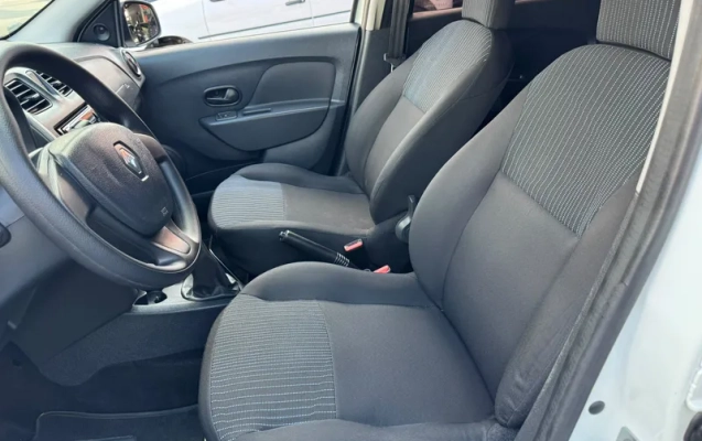 imagem-https://www.socarrao.com.br/sc-vehicle-images-prod/4097420/1790276989580-f5dfb937-097c-46ae-8670-3a3f49c0e065.webp