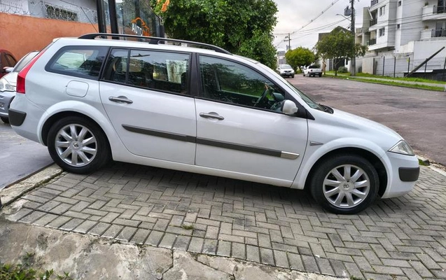 imagem-https://www.socarrao.com.br/sc-vehicle-images-prod/4097429/1792181979002-8295408_6_B_32191264e4.jpeg