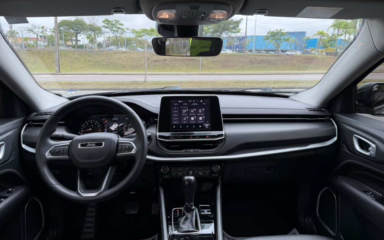 imagem-https://www.socarrao.com.br/sc-vehicle-images-prod/4097463/1790277089455-ZTA1OWU4NzItNDI1NC00YTViLWIwOTEtZjlhOTlmZmE5MmU0LmpwZWc.jpeg
