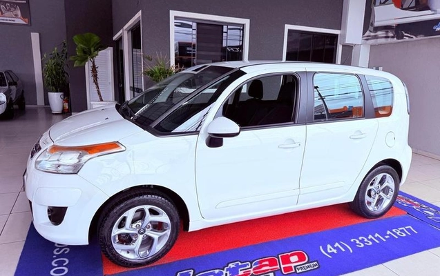 imagem-https://www.socarrao.com.br/sc-vehicle-images-prod/4097497/1790368578312-8467575_13_B_7b2d5335f9.jpeg