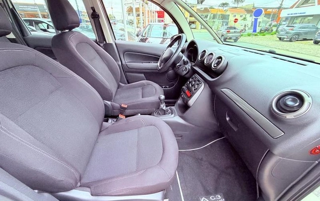 imagem-https://www.socarrao.com.br/sc-vehicle-images-prod/4097497/1790368578322-8467575_1_B_b578600f2d.jpeg