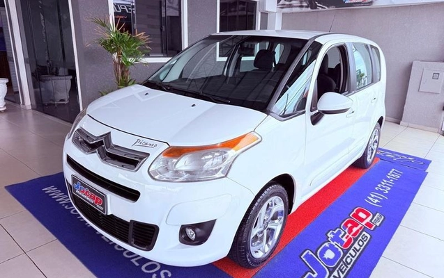 imagem-https://www.socarrao.com.br/sc-vehicle-images-prod/4097497/1790368578330-8467575_14_B_3f75cdd1ab.jpeg