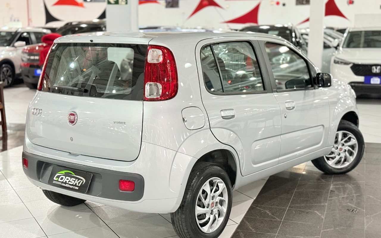 imagem-https://www.socarrao.com.br/sc-vehicle-images-prod/4097535/1790277238593-NTBlZDU1MzktOTRjMC00ZGY1LThjMjUtMWIxNzBiMWNjZmFjLmpwZWc.jpeg