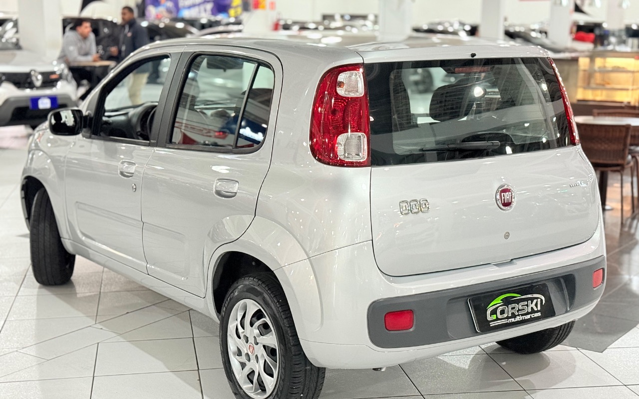imagem-https://www.socarrao.com.br/sc-vehicle-images-prod/4097535/1790277238821-ZmQ5NjMxYmItYWVlZS00MGZhLWJkZWEtYjk4ODJlM2ZjZWM1LmpwZWc.jpeg