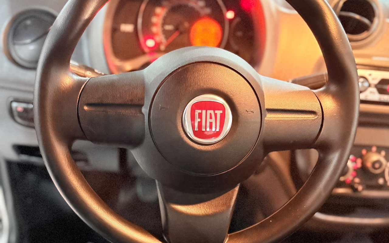 imagem-https://www.socarrao.com.br/sc-vehicle-images-prod/4097535/1790277239277-YTdlNmExZTgtZTQ1Yy00NzU3LWI2YjItYTY4MzYxNDdkYjYyLmpwZWc.jpeg
